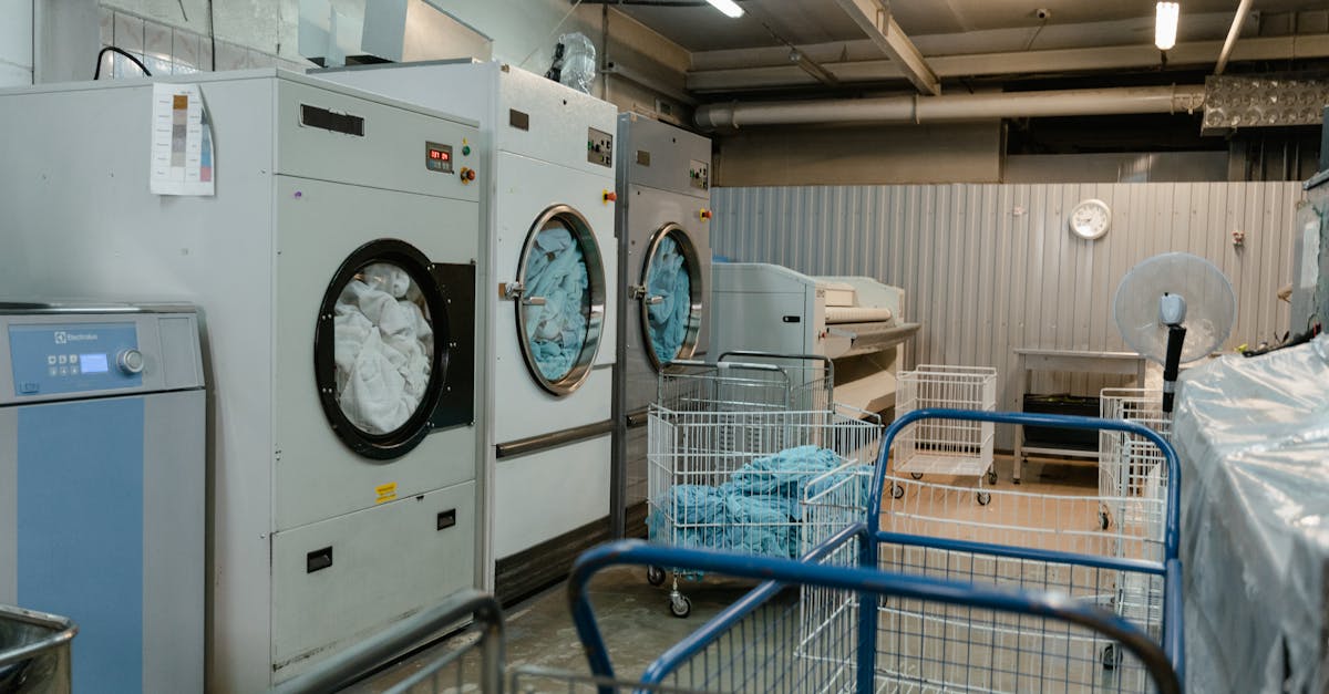 How to Choose the Right Laundry Service for Your Restaurant